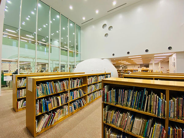 川崎市立中原図書館