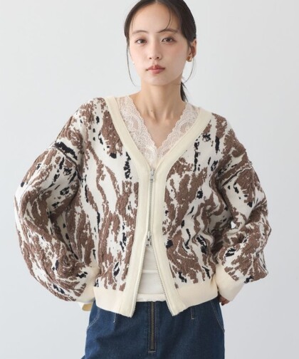 リバーシブルで楽しめる秋ニット🍁
