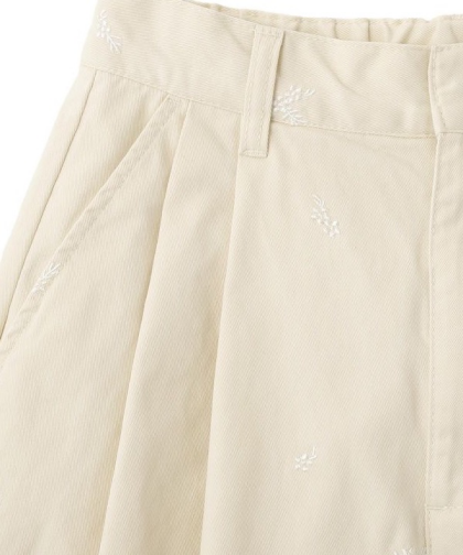 春気分高まる💐新作ボトムス