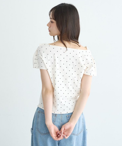 ぱっと華やか💐大人可愛いドットトップス