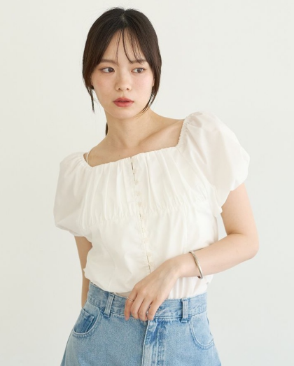 着まわし力抜群！！パフブラウス💐