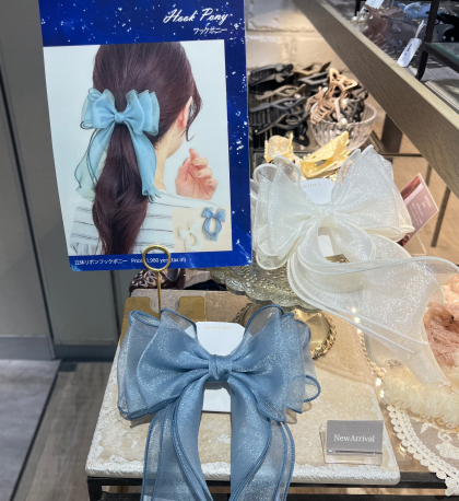 ♡新作 リボンフックポニー♡