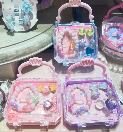 ♡ハンドバッグ型アクセサリーセット♡