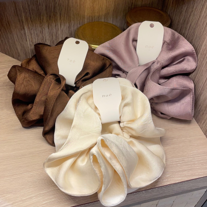 ♡新作 シュシュ♡