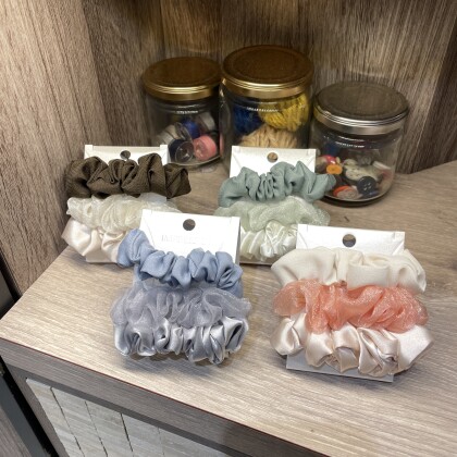 ♡再入荷 セットシュシュ♡