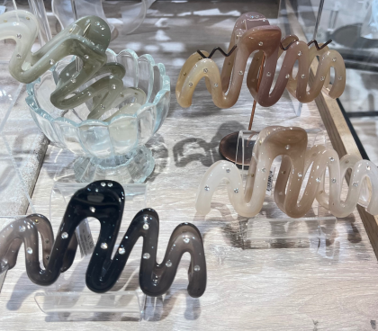 ♡新作 アクリルバンス♡