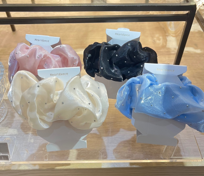 ♡新作　フックポニー♡