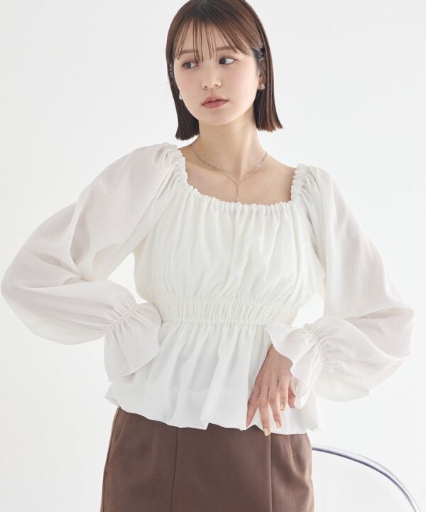 一枚で決まる春の主役ブラウス👑💗