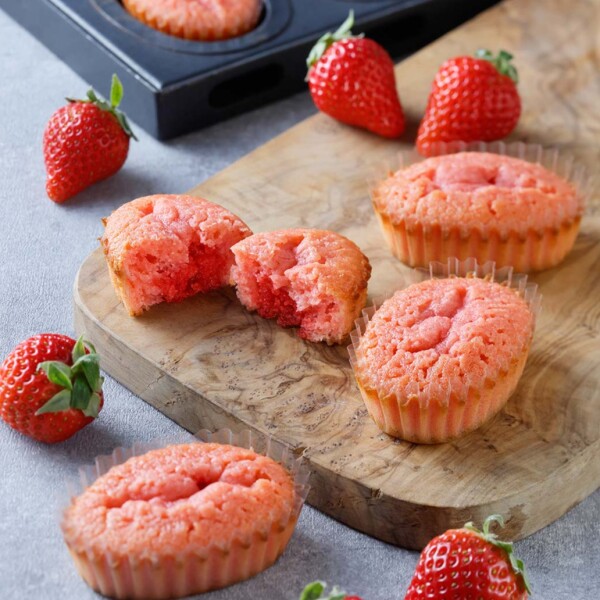 🍓【新商品】焼きティラミスいちご🍓