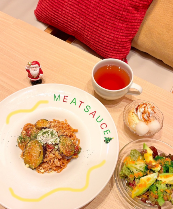 めん、色いろ。いつでも、おやつ。