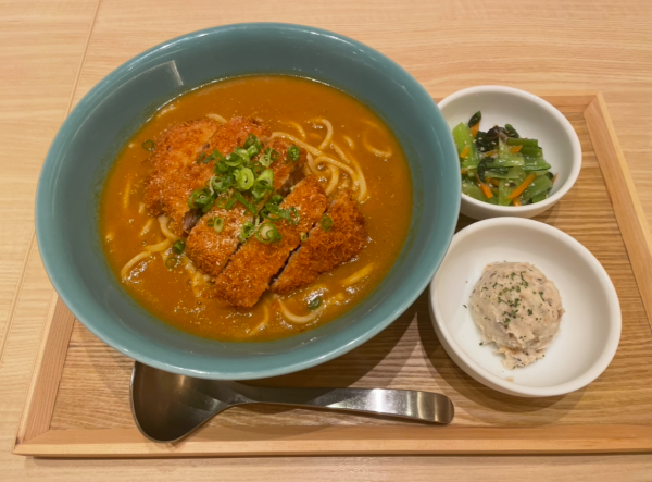 お腹一杯！お一人様の「夜ごはん」にもオススメ！チキンカツのっけ