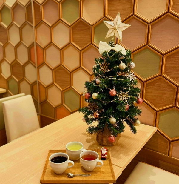 めん、色いろ。いつでも、おやつ。