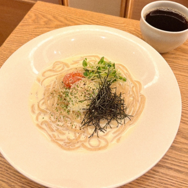 うどん、クロッフル、ドリンクメニューも！
