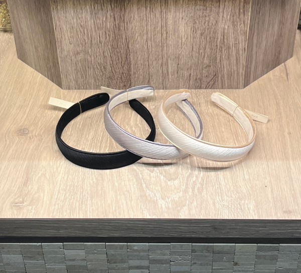 ♡新作 カチューシャ♡