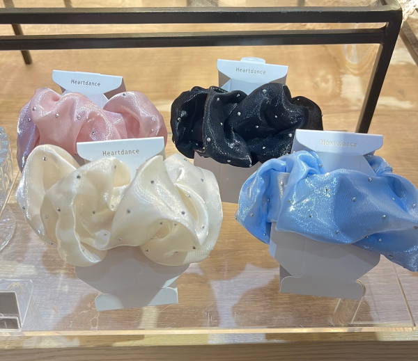 ♡新作　フックポニー♡