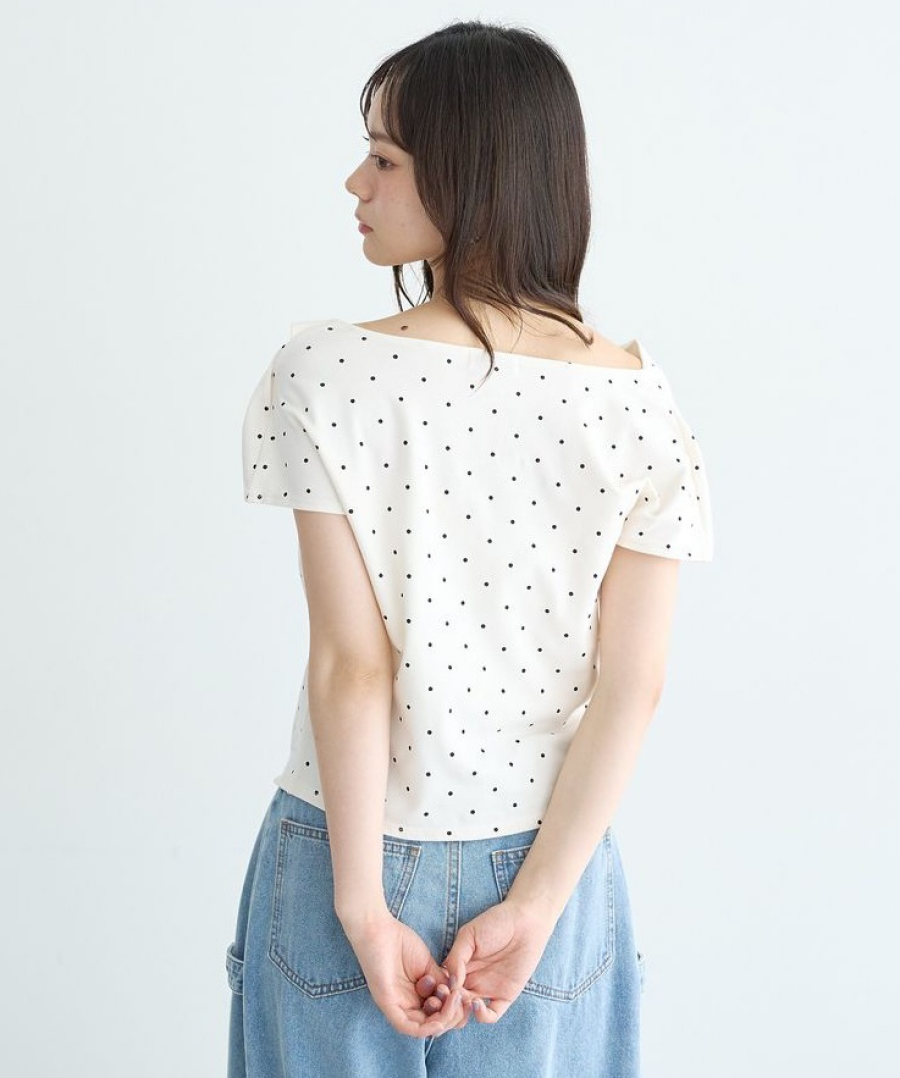 ぱっと華やか💐大人可愛いドットトップス