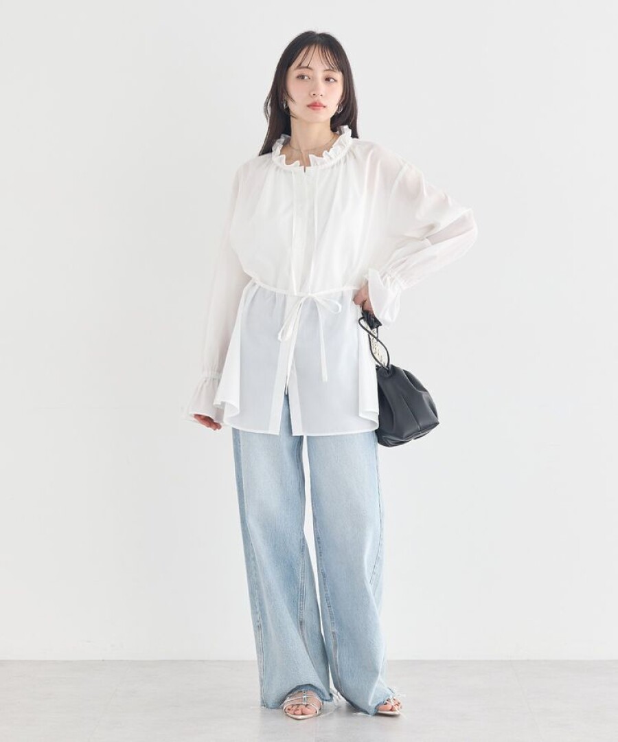 ふんわり上品に決まる春の主役ブラウス🌸