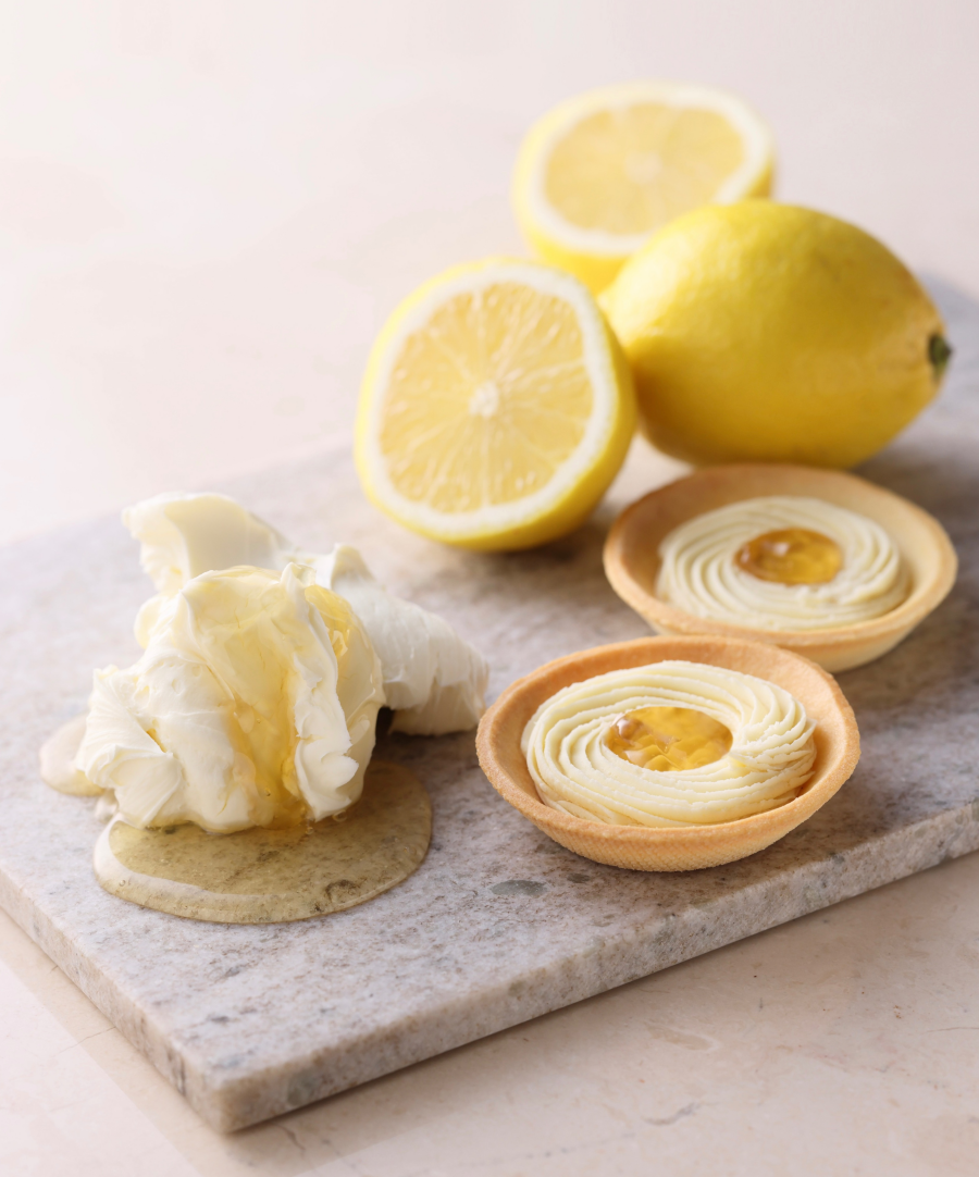 💛【4/1〜新商品】生しぼりレアチーズタルト発売💛