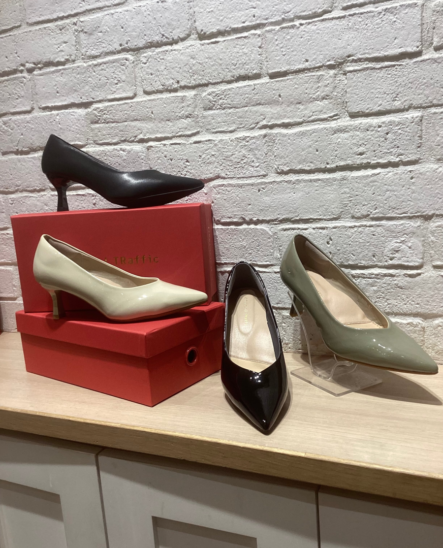 跳べるパンプス30%オフ👠✨